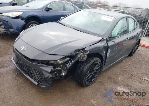2025 Toyota Camry Se z USA, uszkodzony, nr VIN 4T1DAACKXSU068217